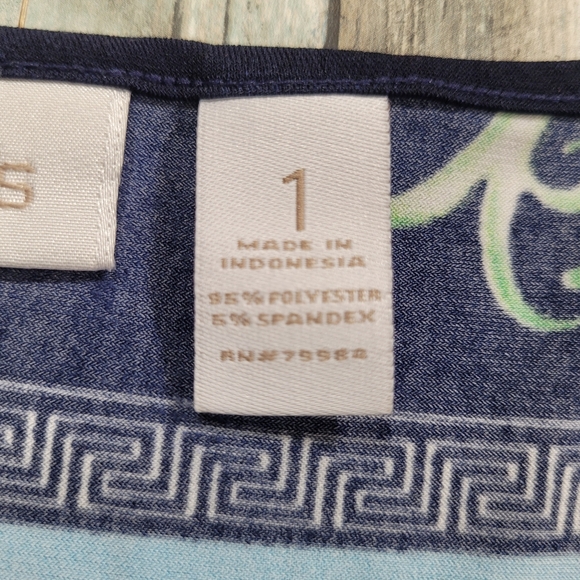 Chico's Colorful Patterned Top. - Picture 6 of 7